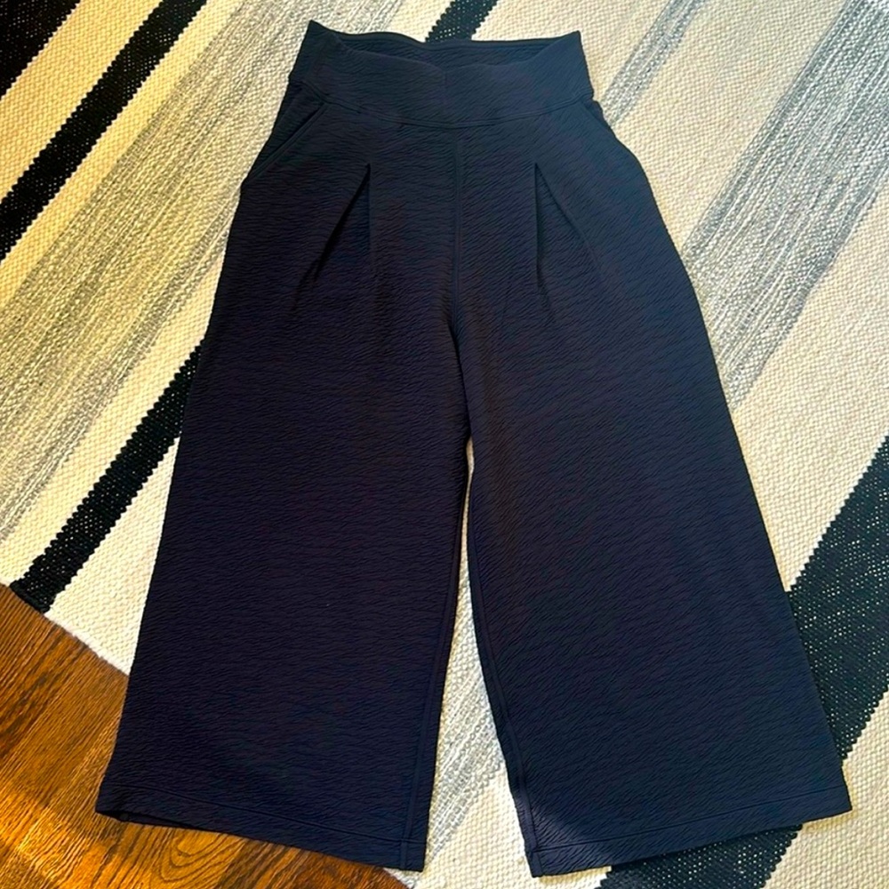 Lululemon Can You Feel The Pleat Textured Crop Wide Leg Pant
